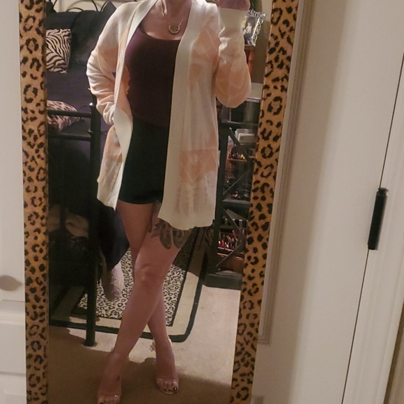 DEBUT Peach & Cream Cardigan Size M/L - Picture 1 of 6